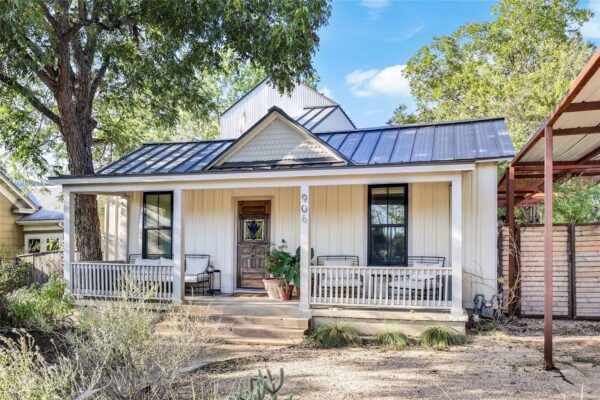 906 E 14th St #A, Austin