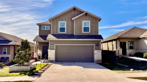 426 Eves Necklace Dr, Buda
