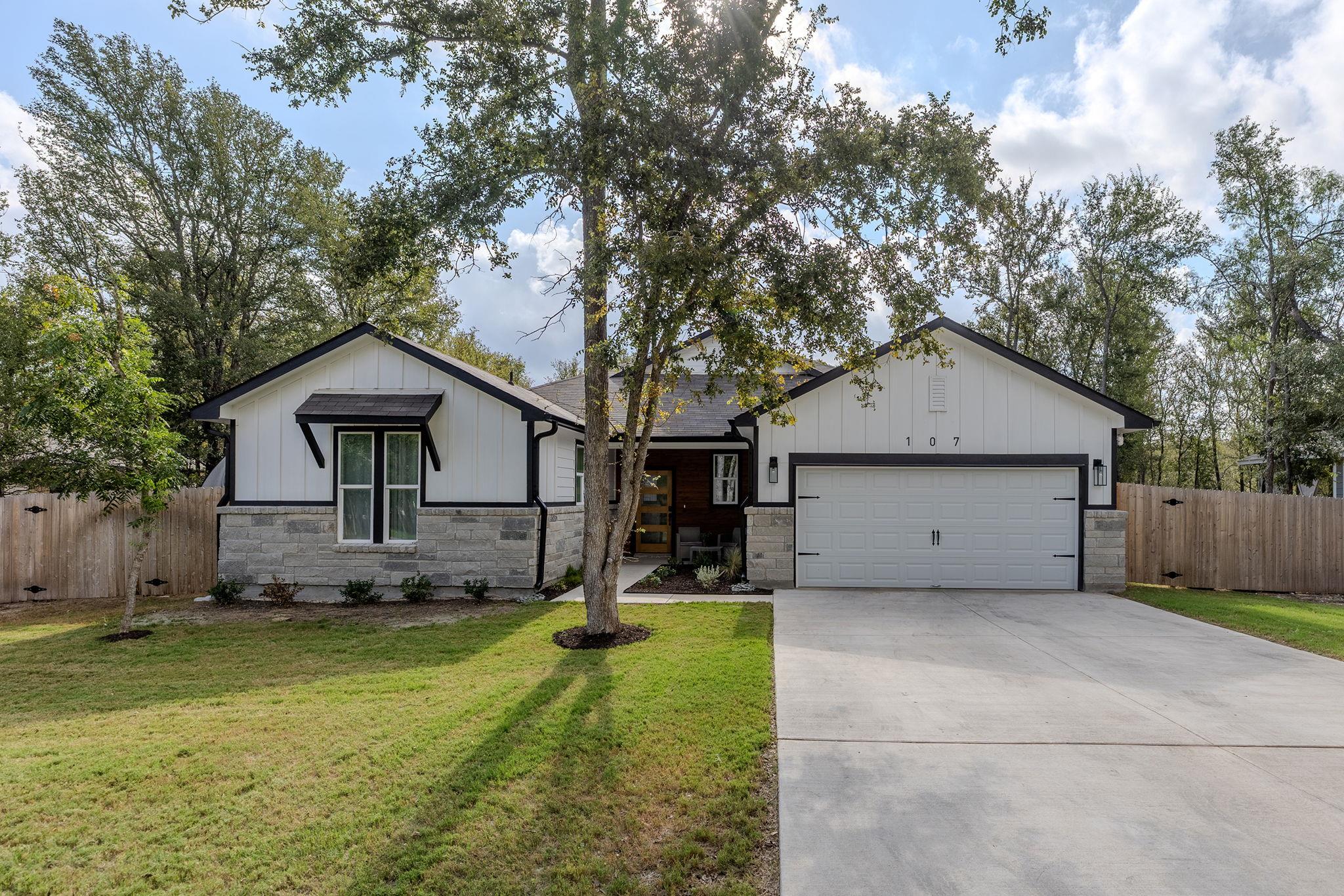 107 Keawakapu Dr, Bastrop, TX 78602