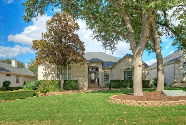10813 River Plantation Dr, Austin