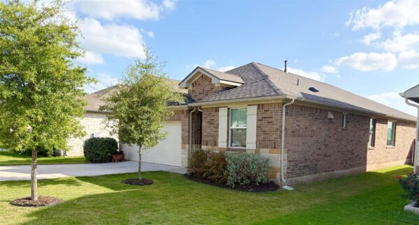 813 Cade Cv, Georgetown