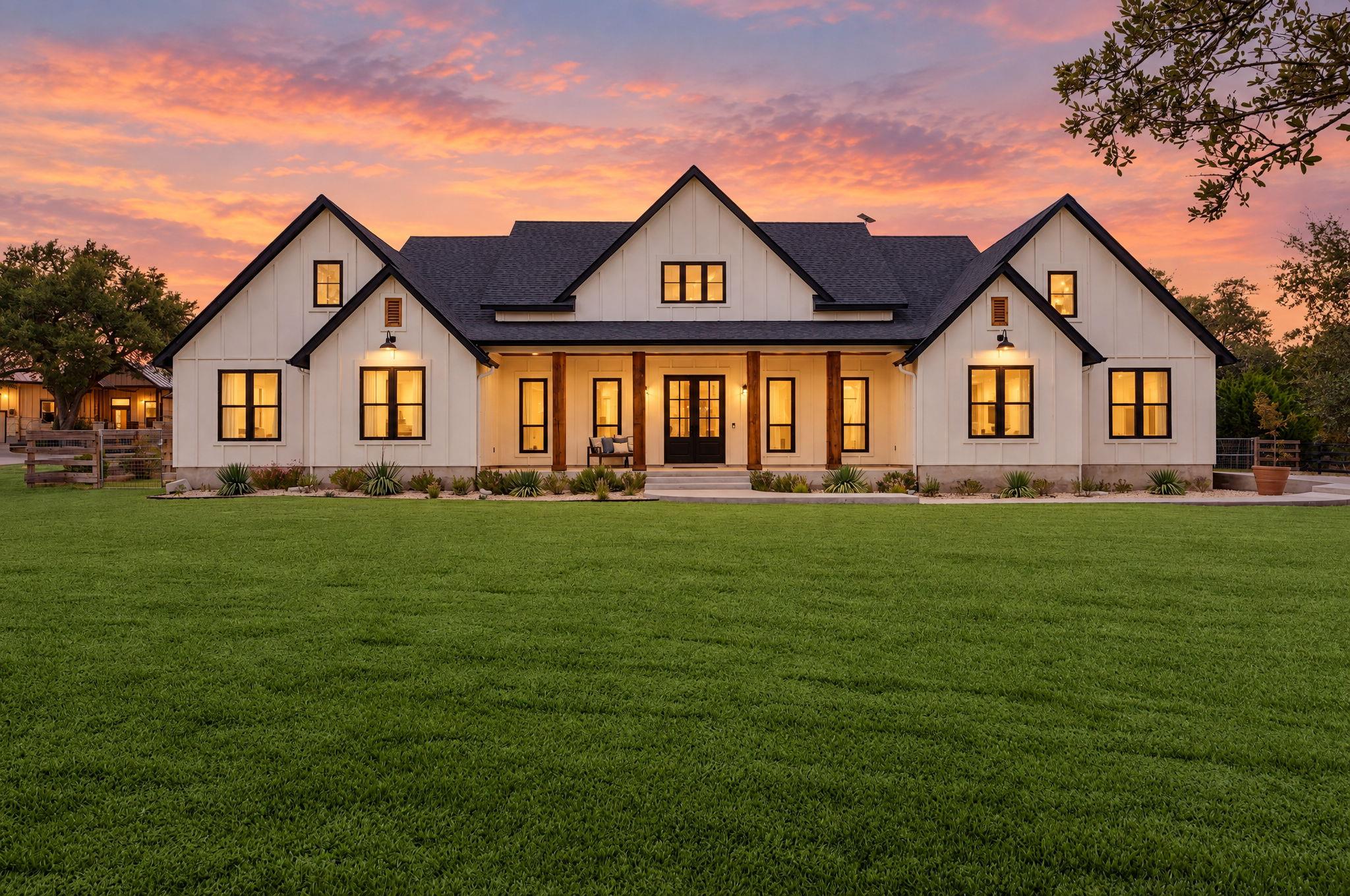 32831 RR 12 None, Dripping Springs, TX 78620