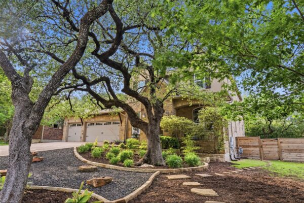 7013 Mitra Dr, Austin