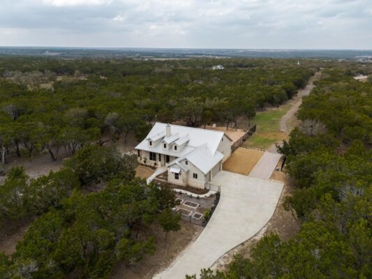 2140 Carpenter Loop, Burnet