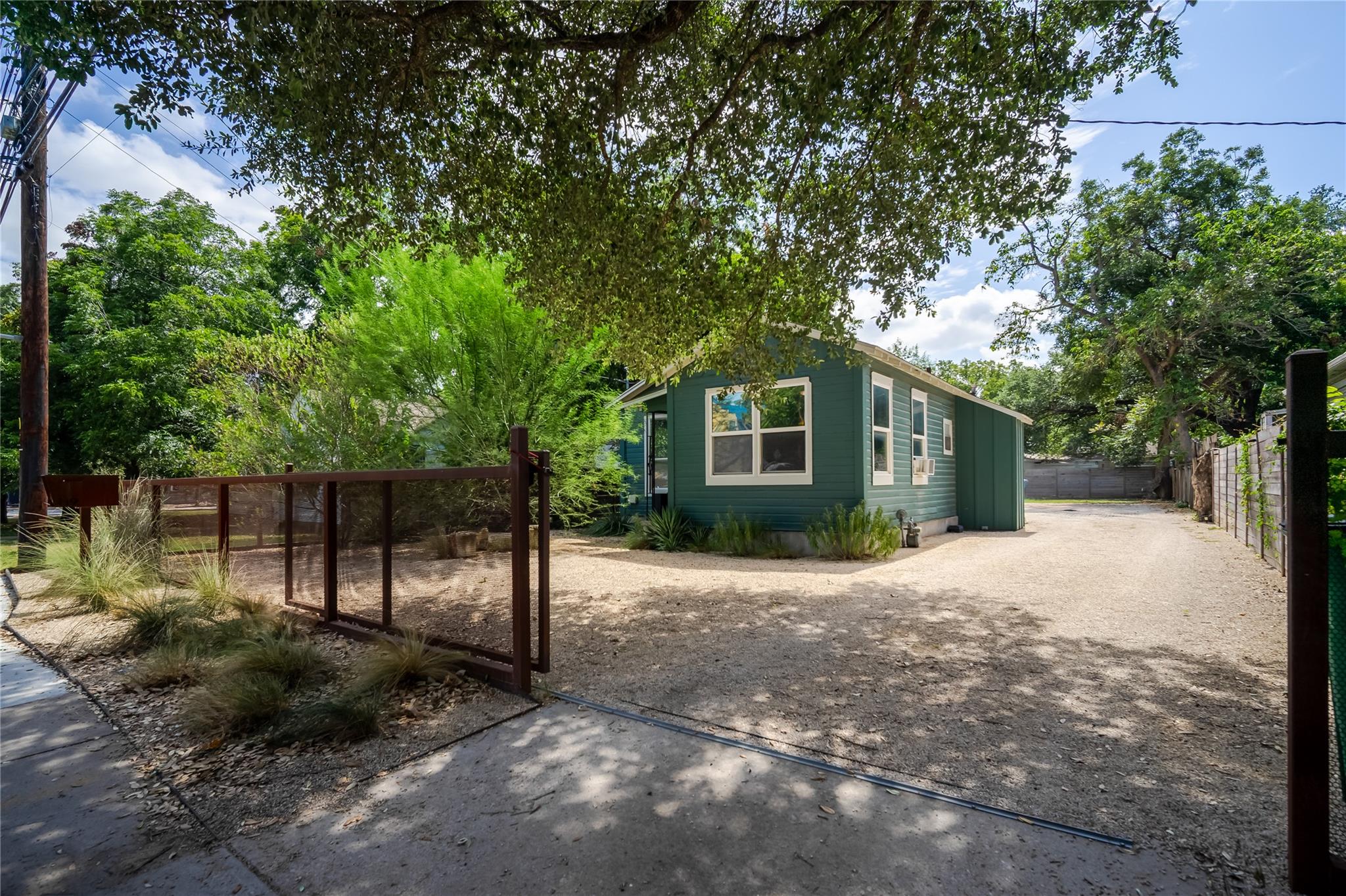 719 Springdale Rd, Austin, TX 78702