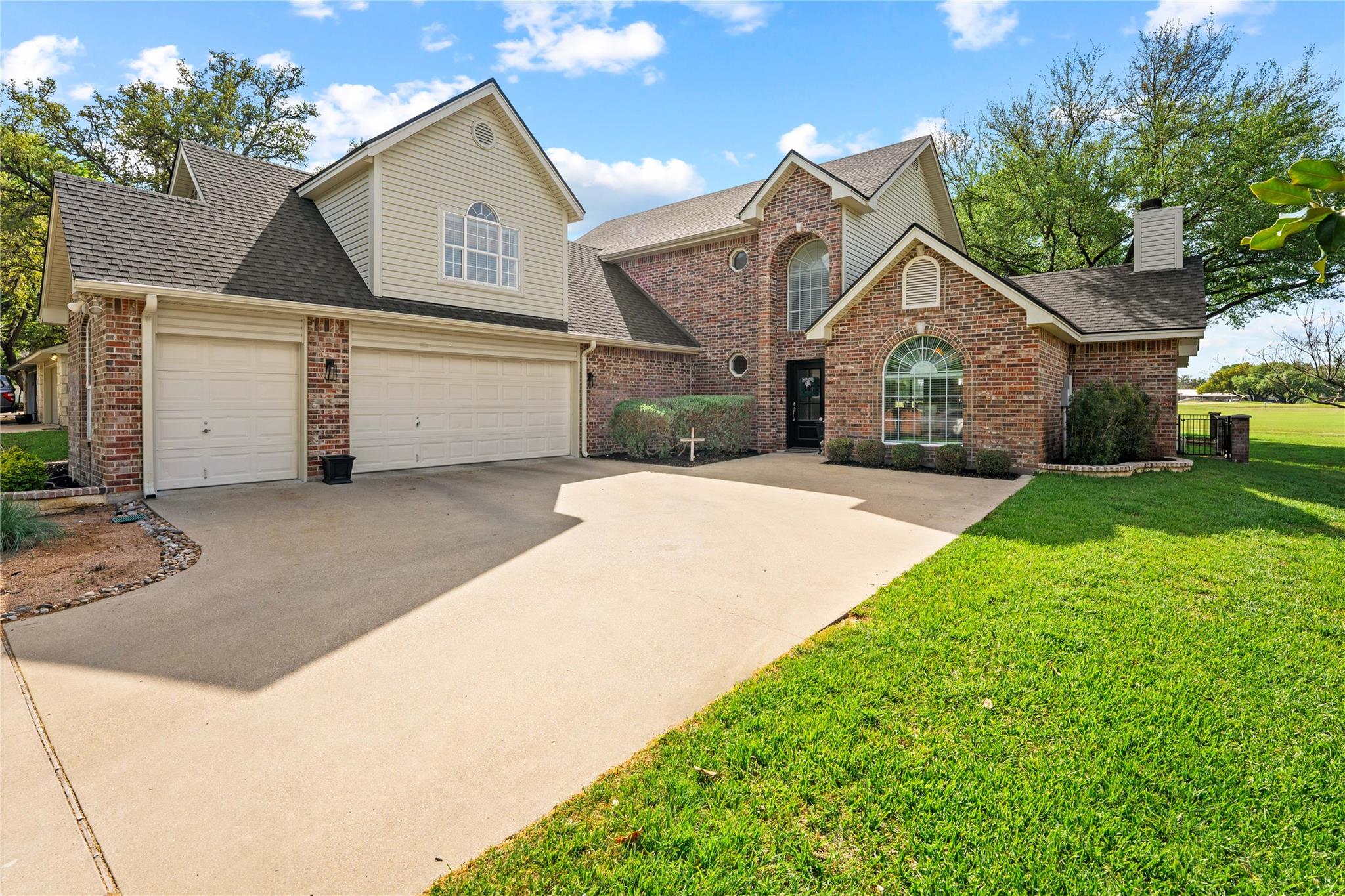 3401 Chisholm Trl, Salado, TX 76571