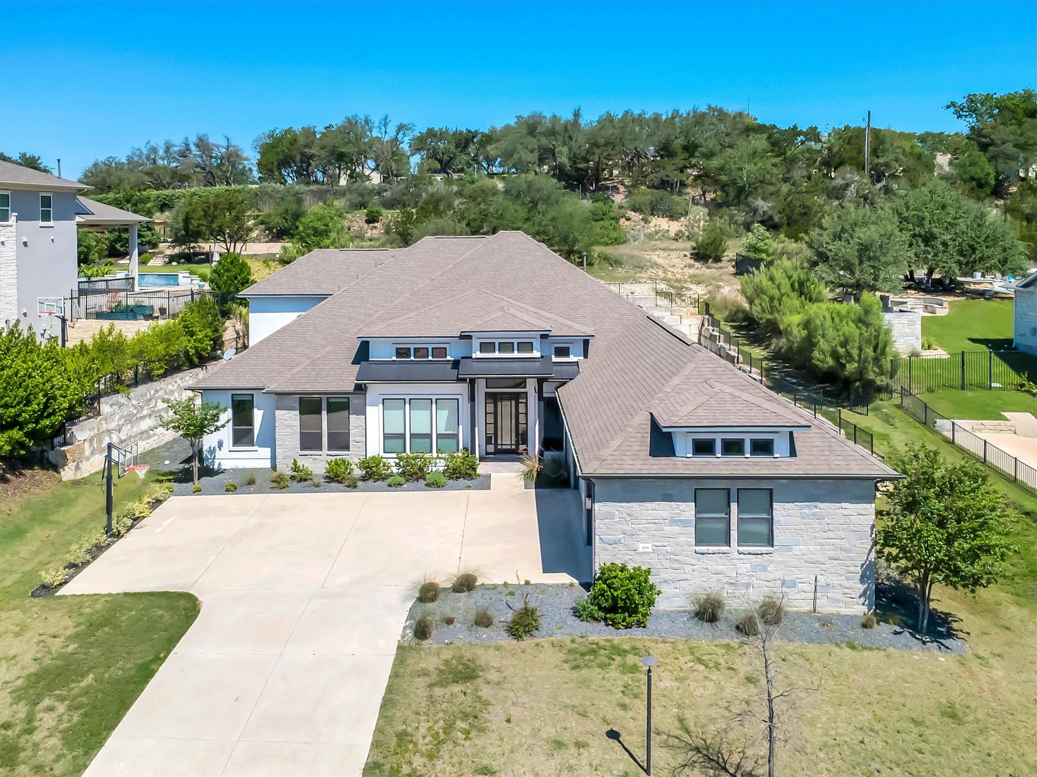308 Lodestone Ln, Austin, TX 78738