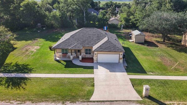 285 Hummingbird Way, Martindale