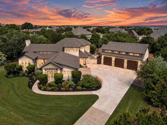 408 Old Pecan Ln, Leander