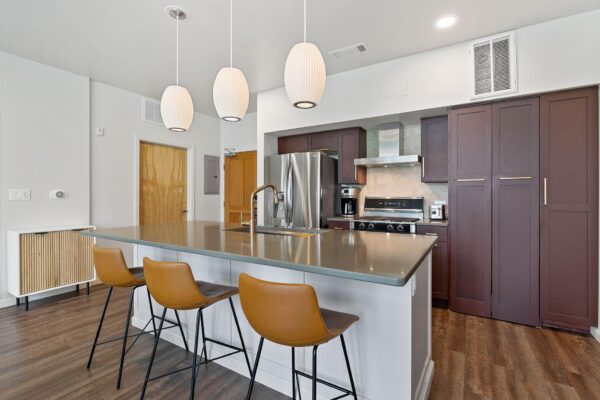 1600 Barton Springs Rd #2102, Austin