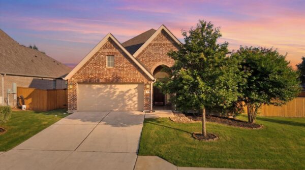 813 Cedar Lake Blvd, Georgetown