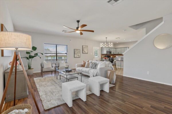 513 Friendship Cv, Leander
