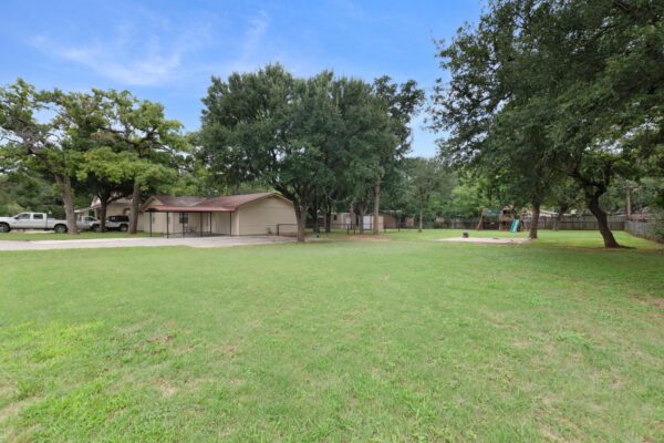 1206 Sherrard St, Burnet