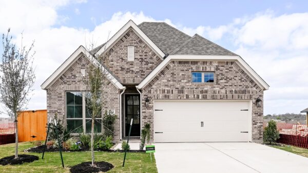 654 Bay Breeze Dr, Kyle