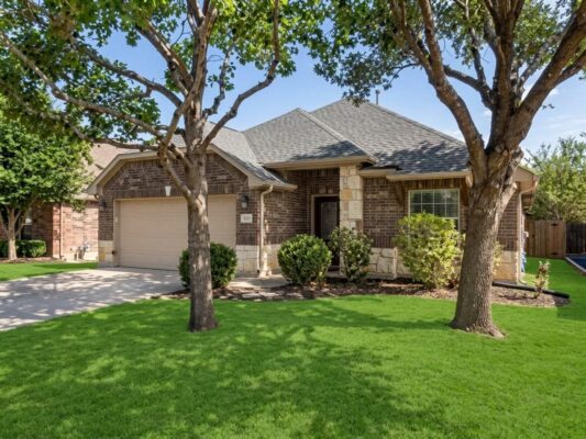 537 Bluehaw Dr, Georgetown