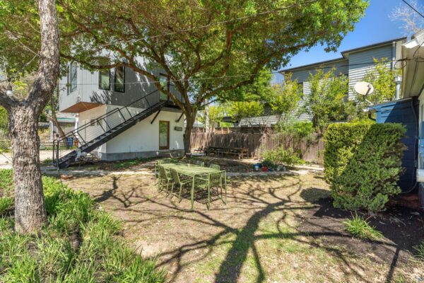 1910 Kinney Ave, Austin