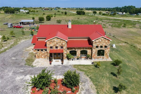 2103 County Road 320 None, Granger