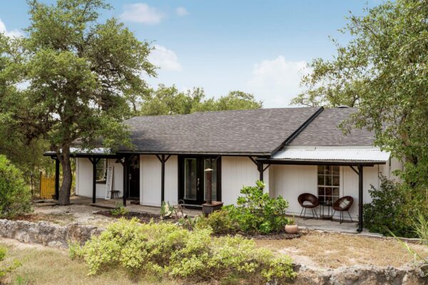 2591 Spring Valley Dr, Dripping Springs
