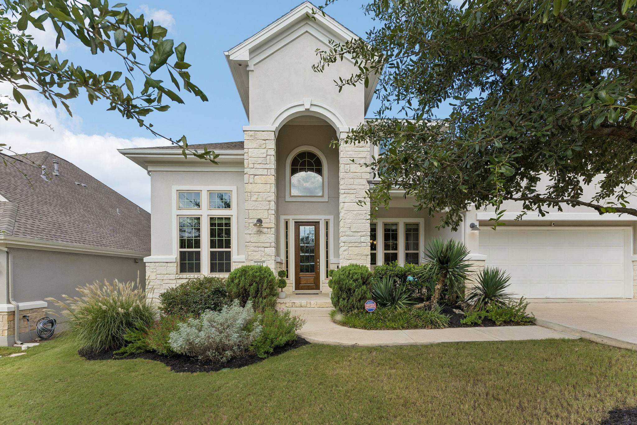 642 Jacksdaw Dr, Austin, TX 78737
