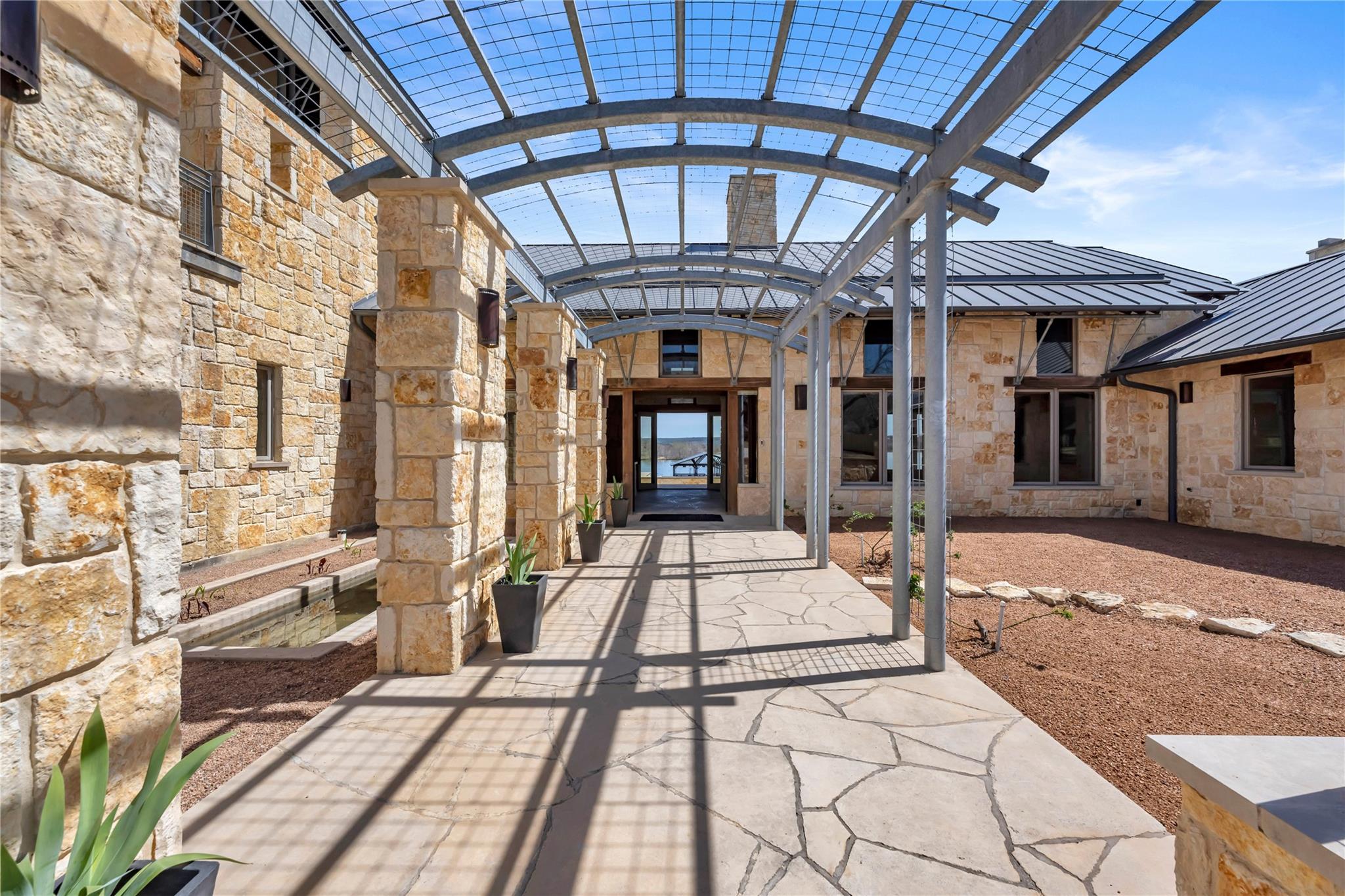 118 Mountain View Cir, Burnet, TX 78611