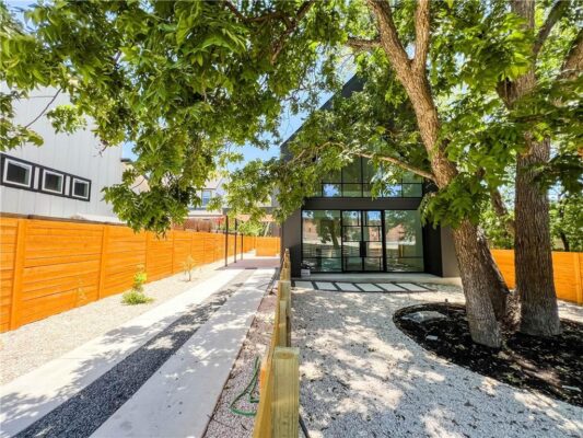 2604 Oaklawn Ave #2, Austin