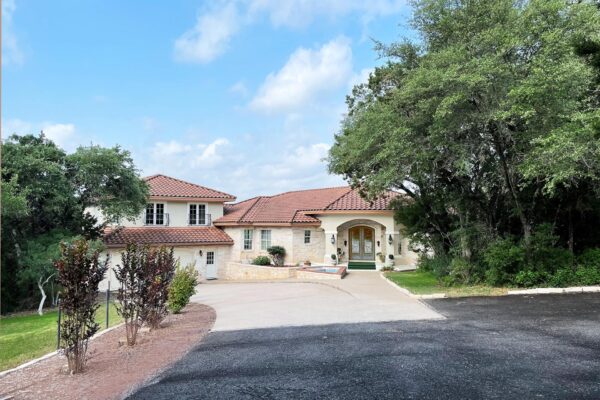25400 River Rd, Spicewood