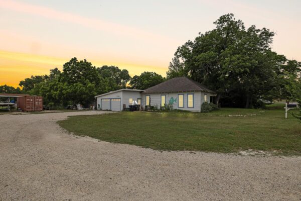 103 E Willis St, Leander
