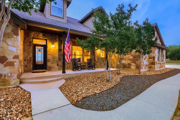 226 Hudson Ln, Dripping Springs
