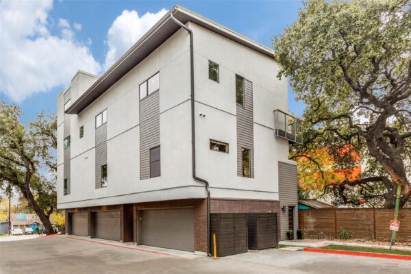 1702 S Lamar Blvd #30, Austin