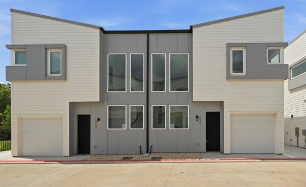 2000 Riverside Farms Rd #18101, Austin