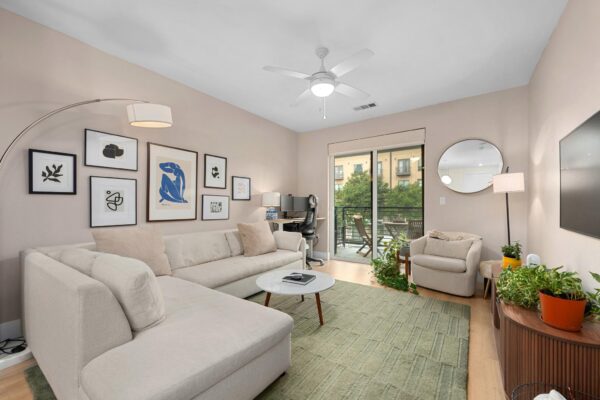 1701 Simond Ave #215, Austin