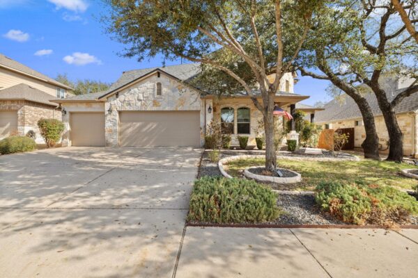 208 Arrezo Ln, Georgetown