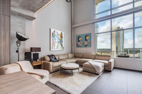 800 W 5th St #1105, Austin