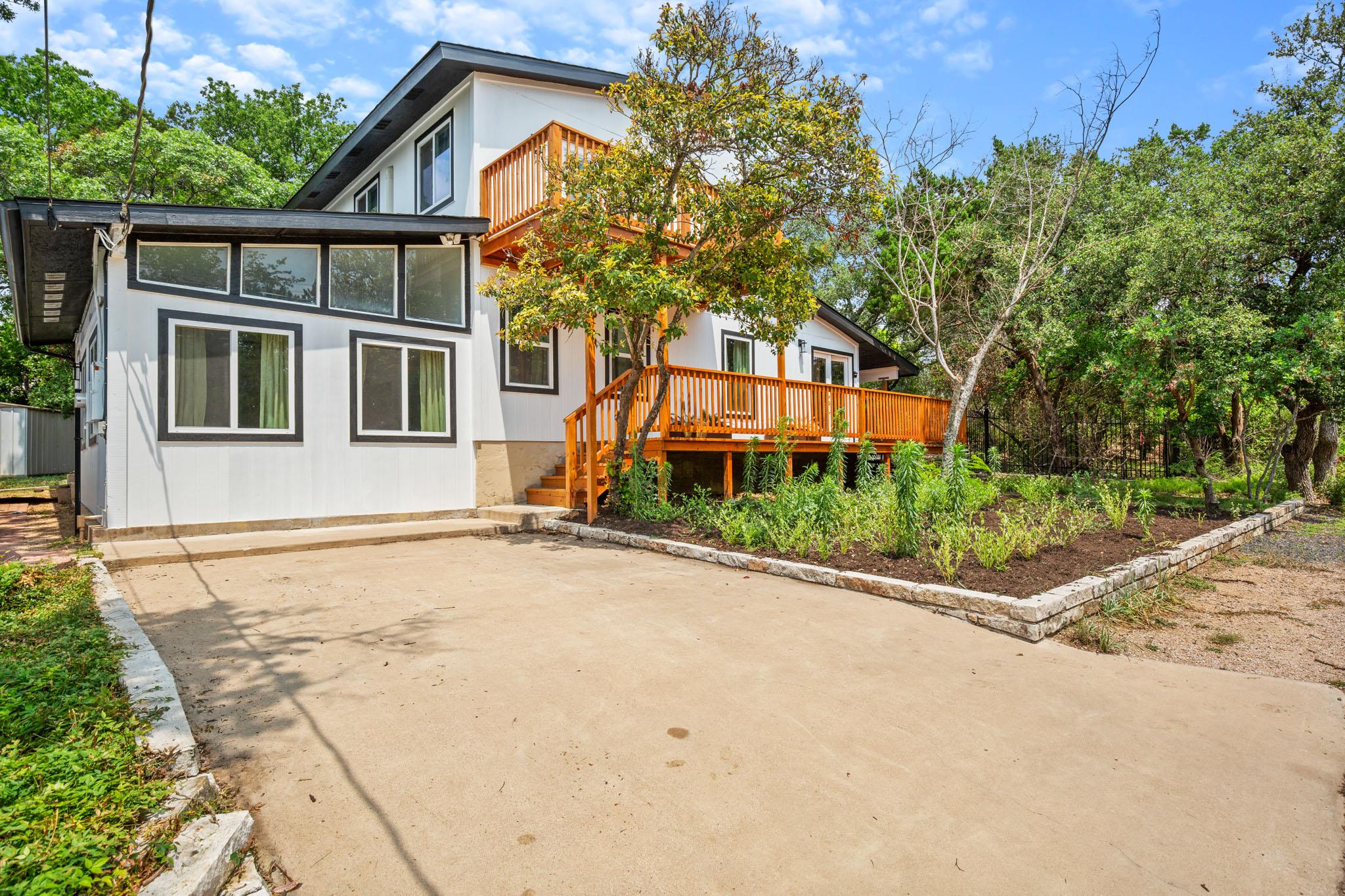 3904 Highland Dr, Austin
