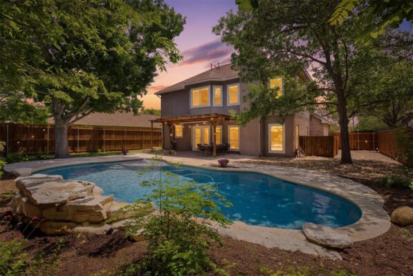 917 Woodhollow Ln, Cedar Park