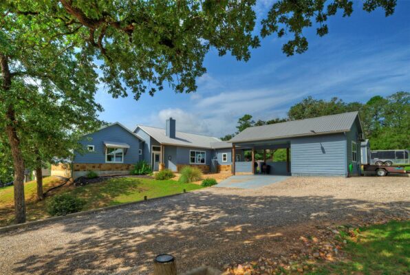 108 Pukoo Dr, Bastrop