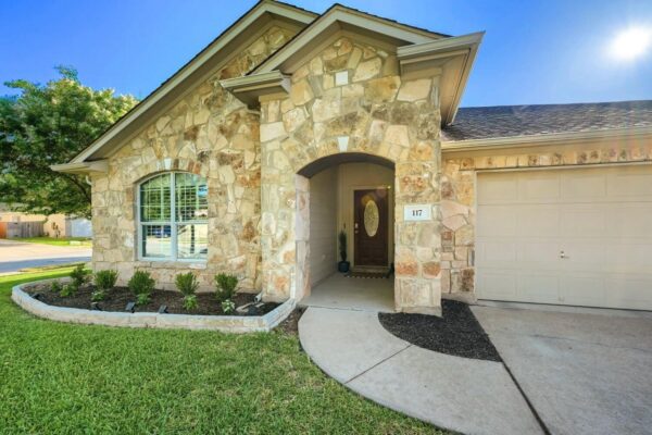 117 Walnut Creek Dr, Cedar Park