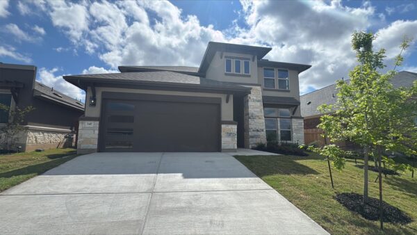 347 Grey Leaf Rd, Buda