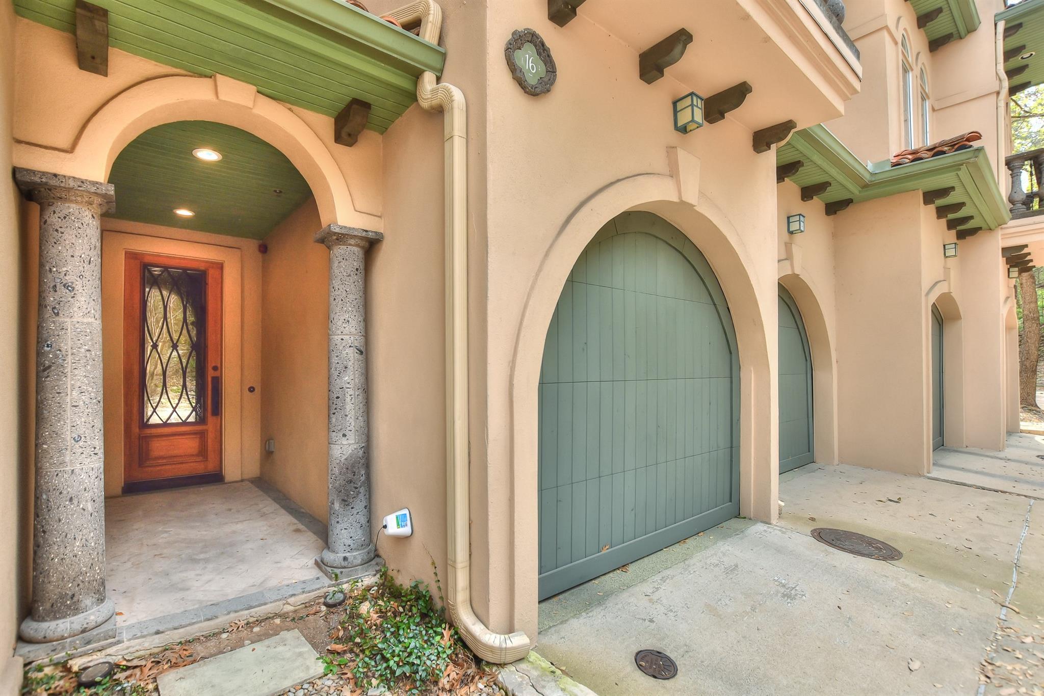 1529 Barton Springs Rd #16, Austin, TX 78704