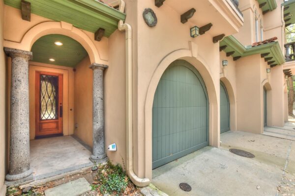 1529 Barton Springs Rd #16, Austin