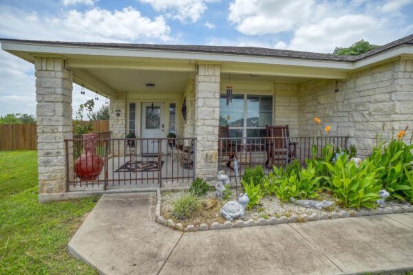 409 S. Hunting Lodge Ln, Bastrop