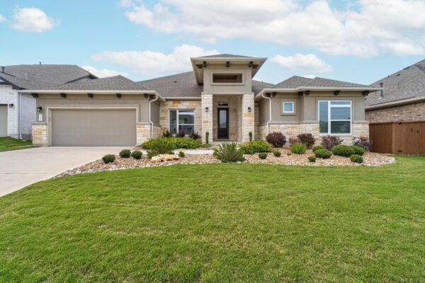 305 Milano Dr, Liberty Hill