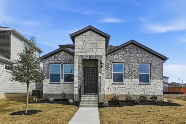209 Betsy Rd, Hutto
