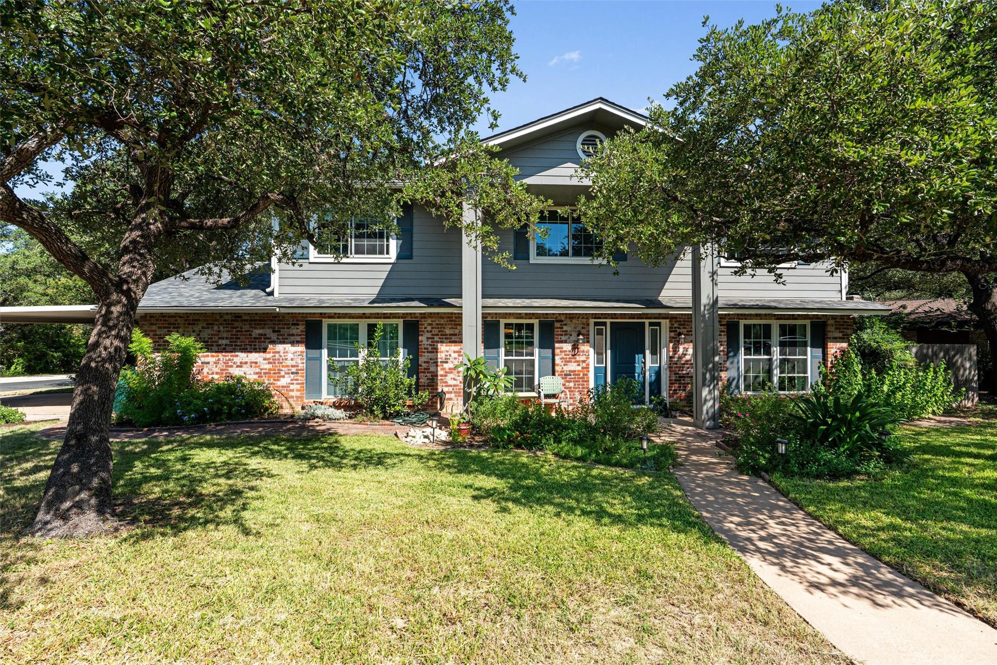 8300 Grayledge Dr, Austin, TX 78753