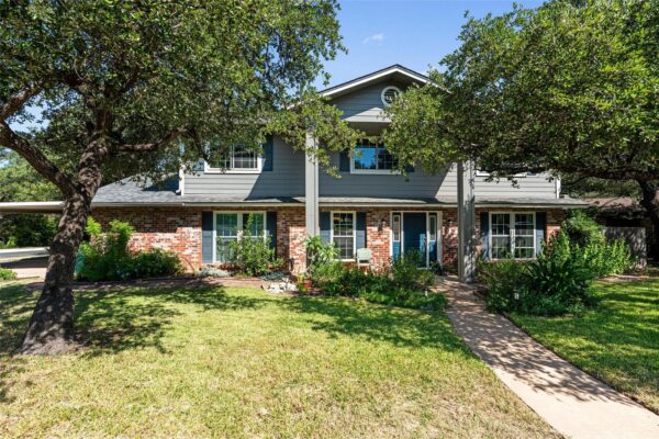 8300 Grayledge Dr, Austin