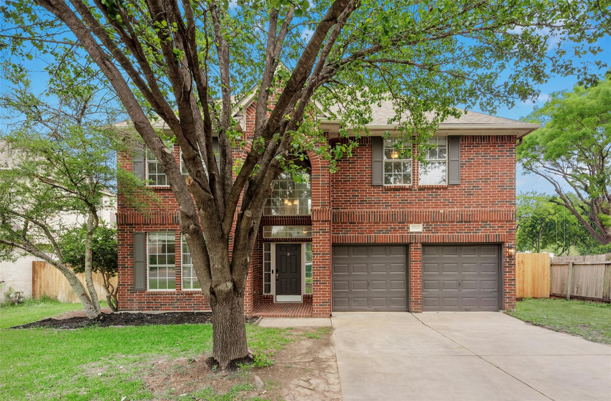 1713 Fort Grant Dr, Round Rock
