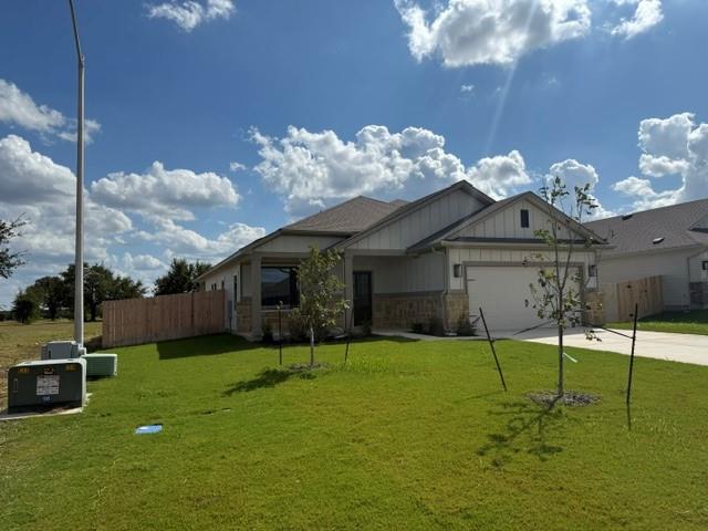203 Gene Ray Ave, Bertram, TX 78605