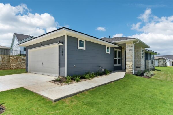 105 Antoinette Way #103, San Marcos