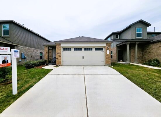 234 Canley Loop, Hutto