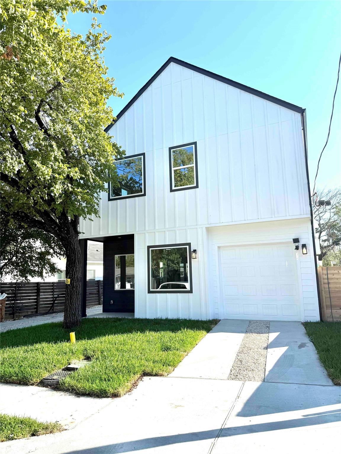6809 Porter St #1, Austin, TX 78741